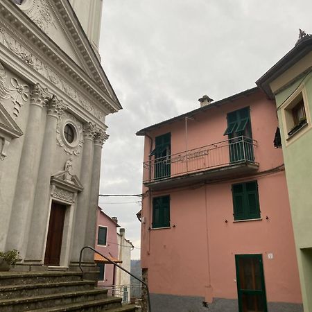 Bilocale Mirella Apartment Carro Exterior photo